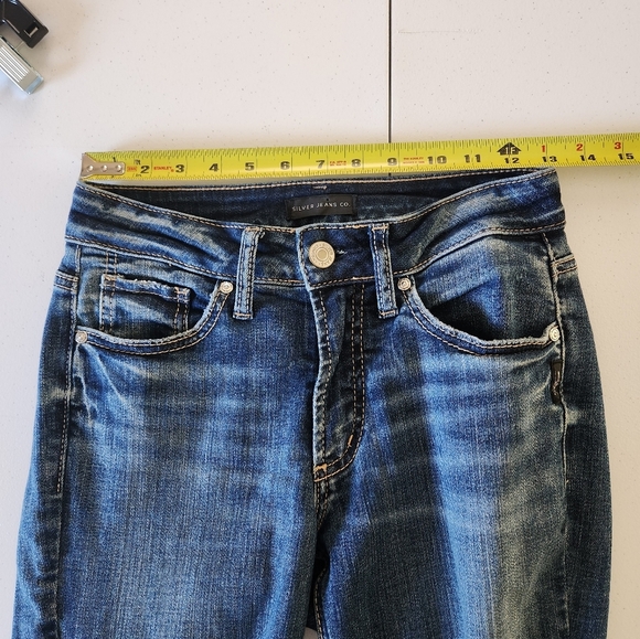 Silver Suki Cropped Denim Jeans Skinny Capri Stretchy Dark Wash Mid Rise Size 26 - Picture 7 of 12